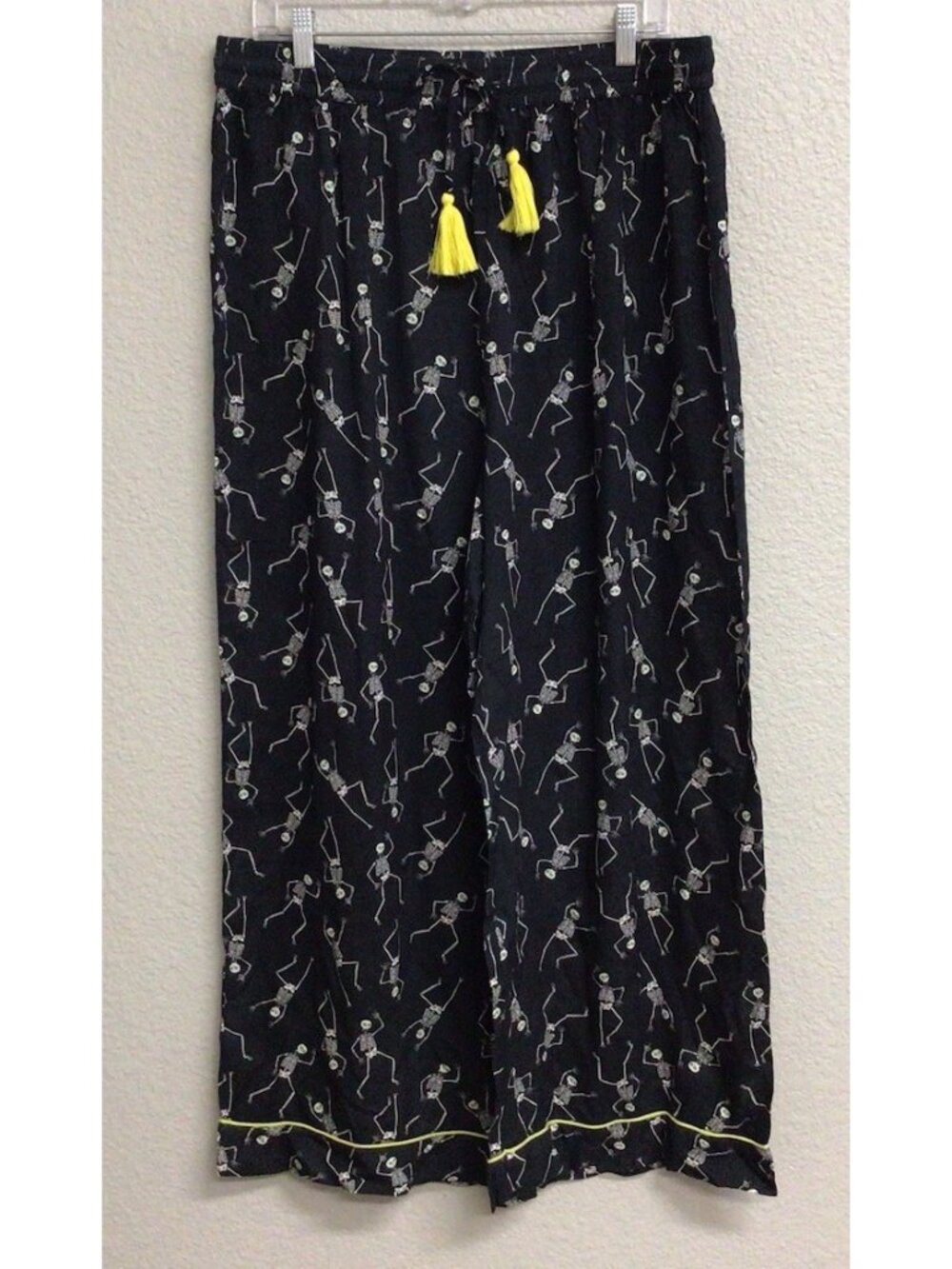 World Market Skeleton Pajama Pants Bottoms Black Women’s Size L/XL Halloween